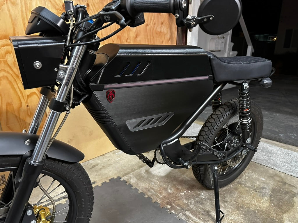 Tall OEM-Style 3D-Printed Battery Cover for Onyx RCR (V1.5)